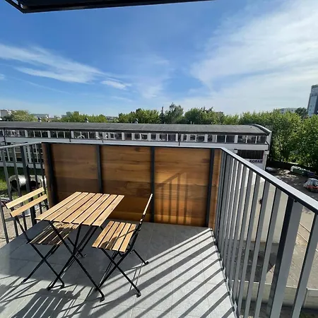 Apartment Cosy New With Netflix